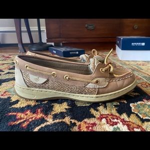 Sperry angelfish gold glitter boat shoe